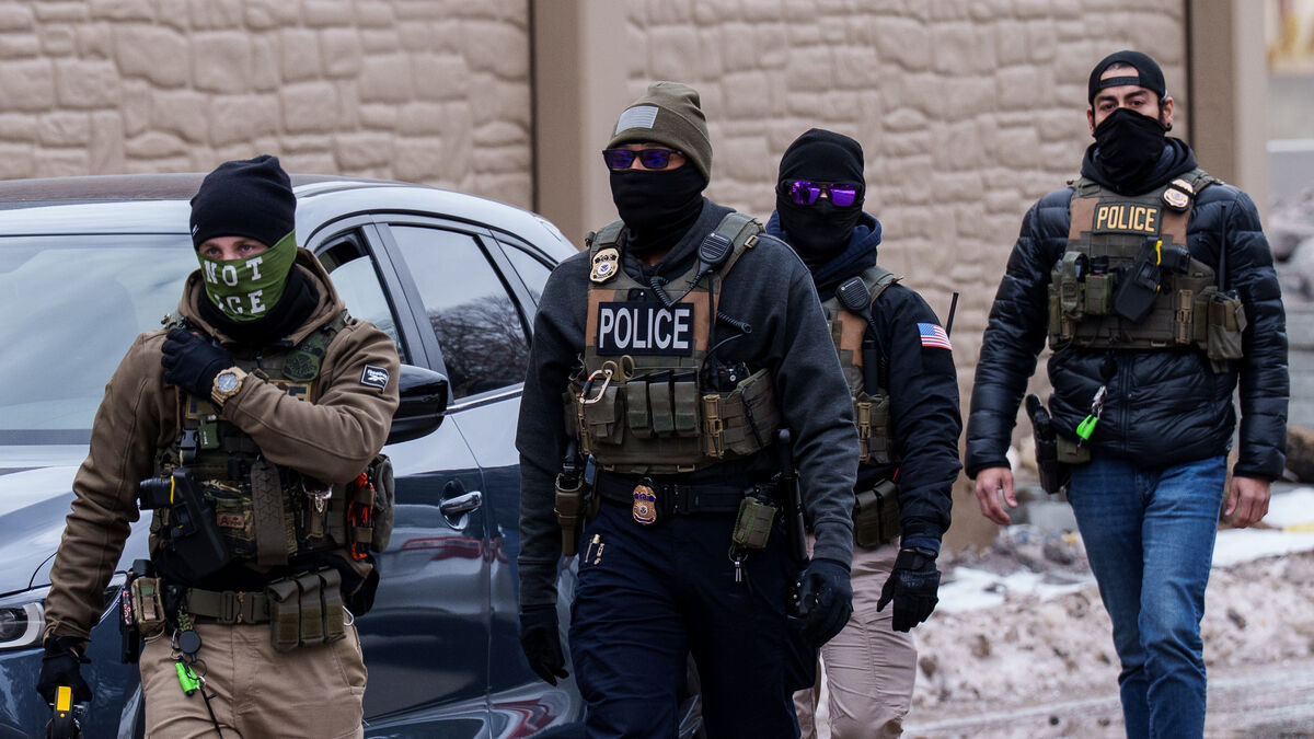 ICE agents have no police
