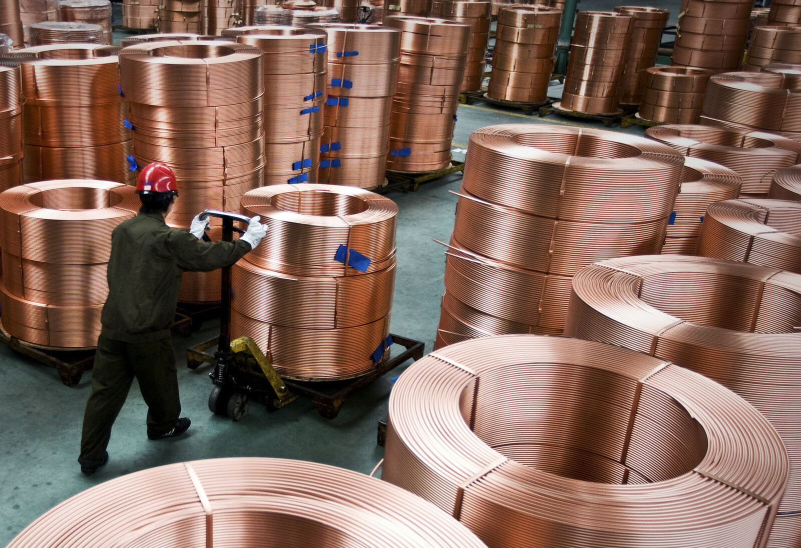 Euro Zone Growth Surges in July Driven by Service Sector