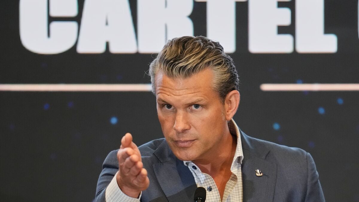 Colombia approves joint military operations with US against drug traffickers