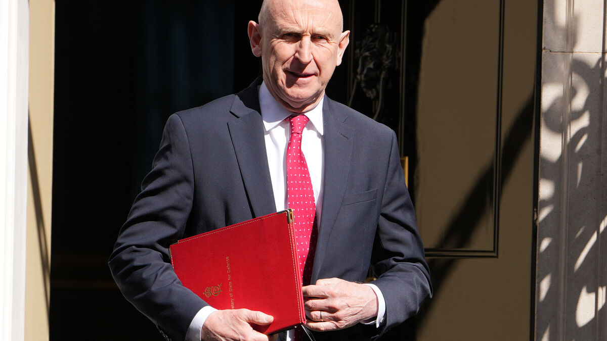New defection from Starmer's government as Defence Secretary John Healey resigns