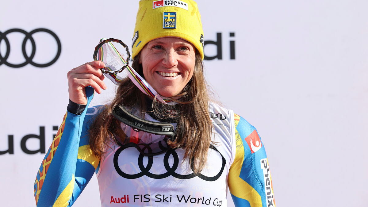 Alpine skiers may get their own sponsors on their suits