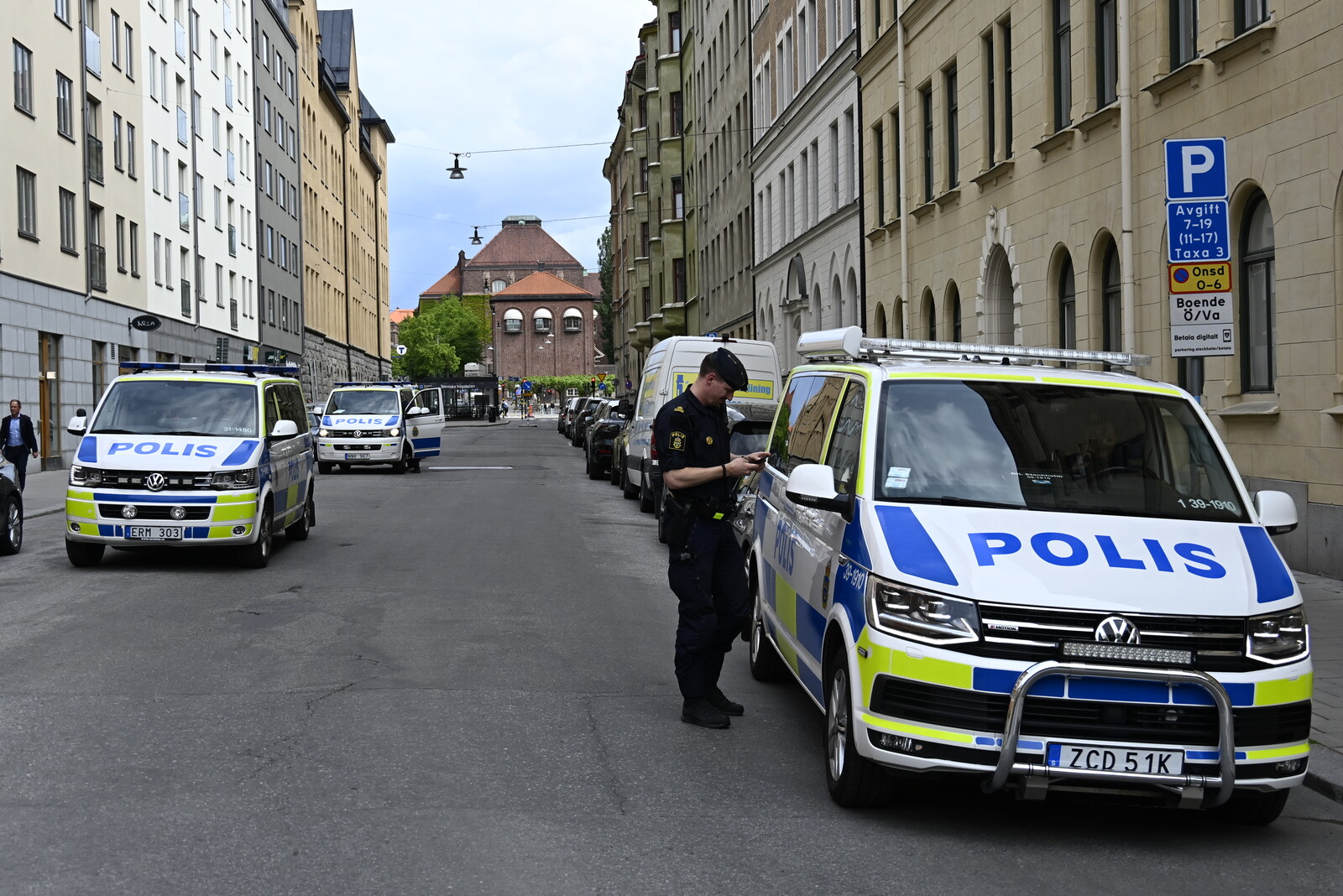 Detained in Stockholm Despite Replica Weapons Found Sweden Herald