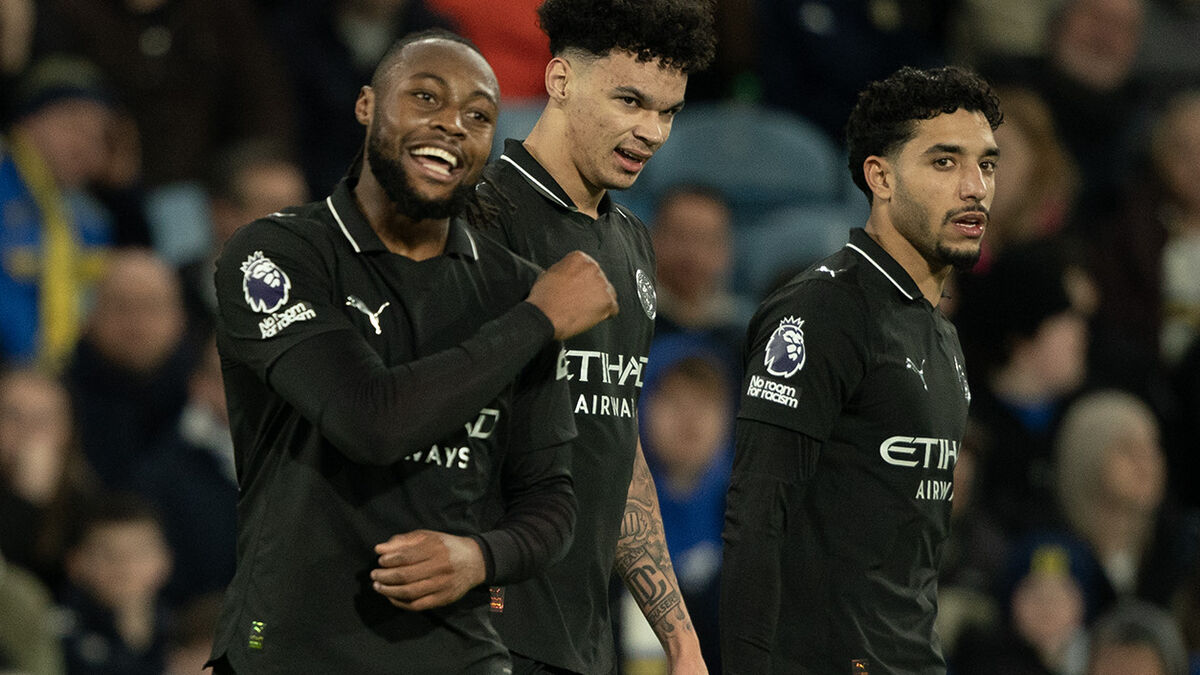 City without Haaland put pressure on Arsenal with 1-0 win at Leeds