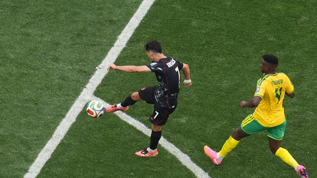 Stephen Eustáquio sends Canada into