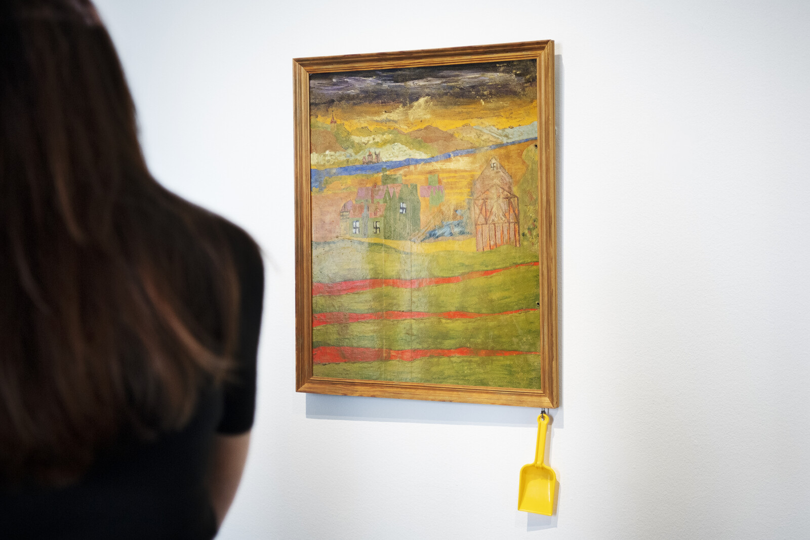 Dick Bengtsson's Art Challenges Perceptions at Stockholm Exhibit