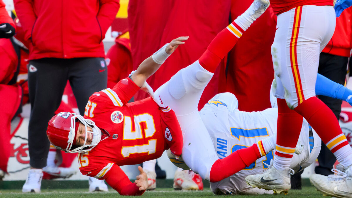 Kansas out of playoffs –