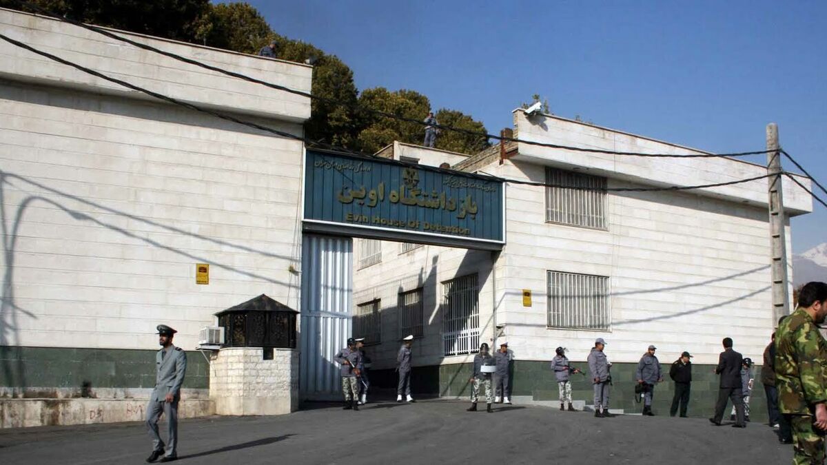 Chaos in Iranian prisons -