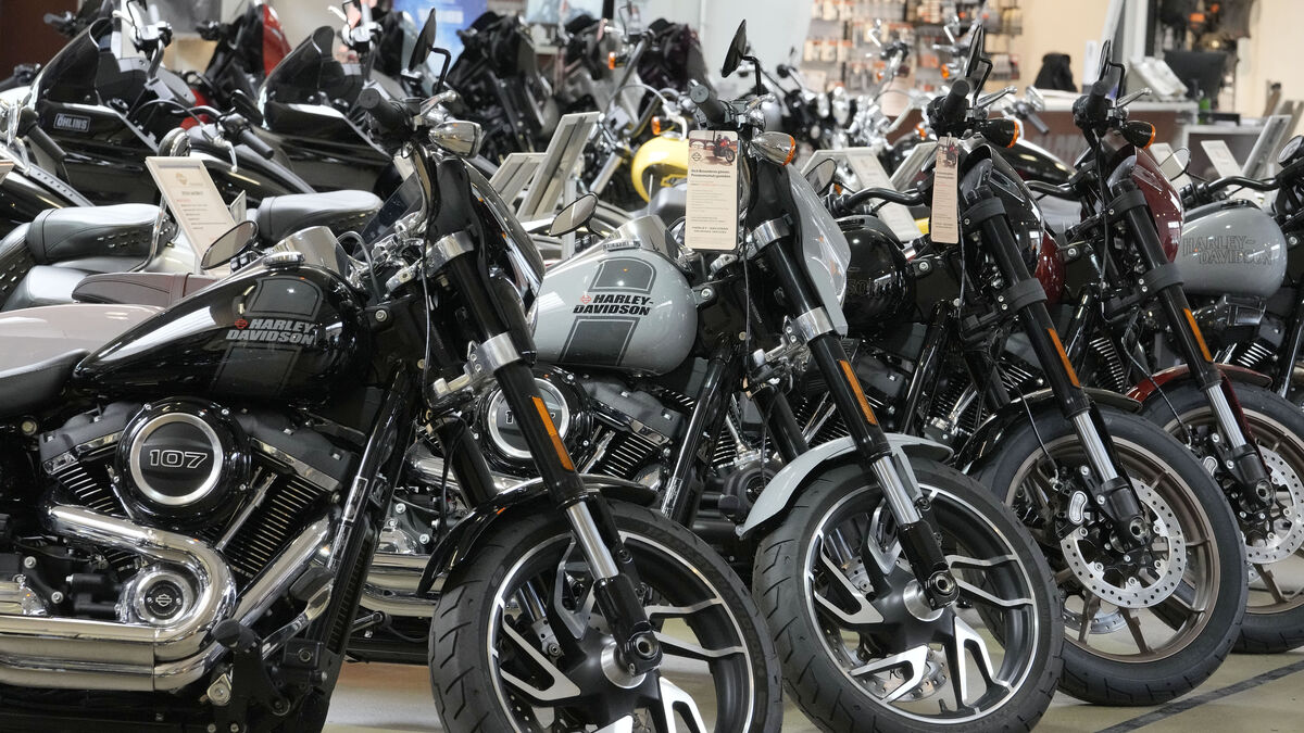 Price cuts pressure Harley-Davidson's profits in first quarter
