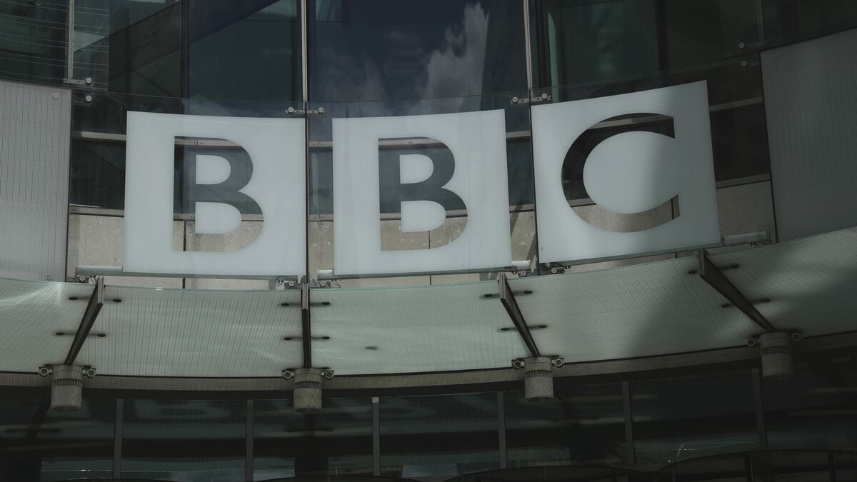 BBC to revive Top Gear, with new hosts under consideration