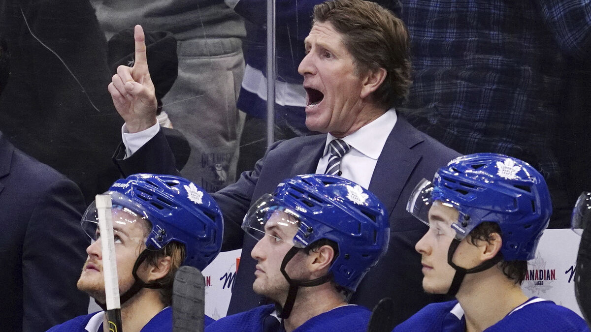Controversial Mike Babcock back in