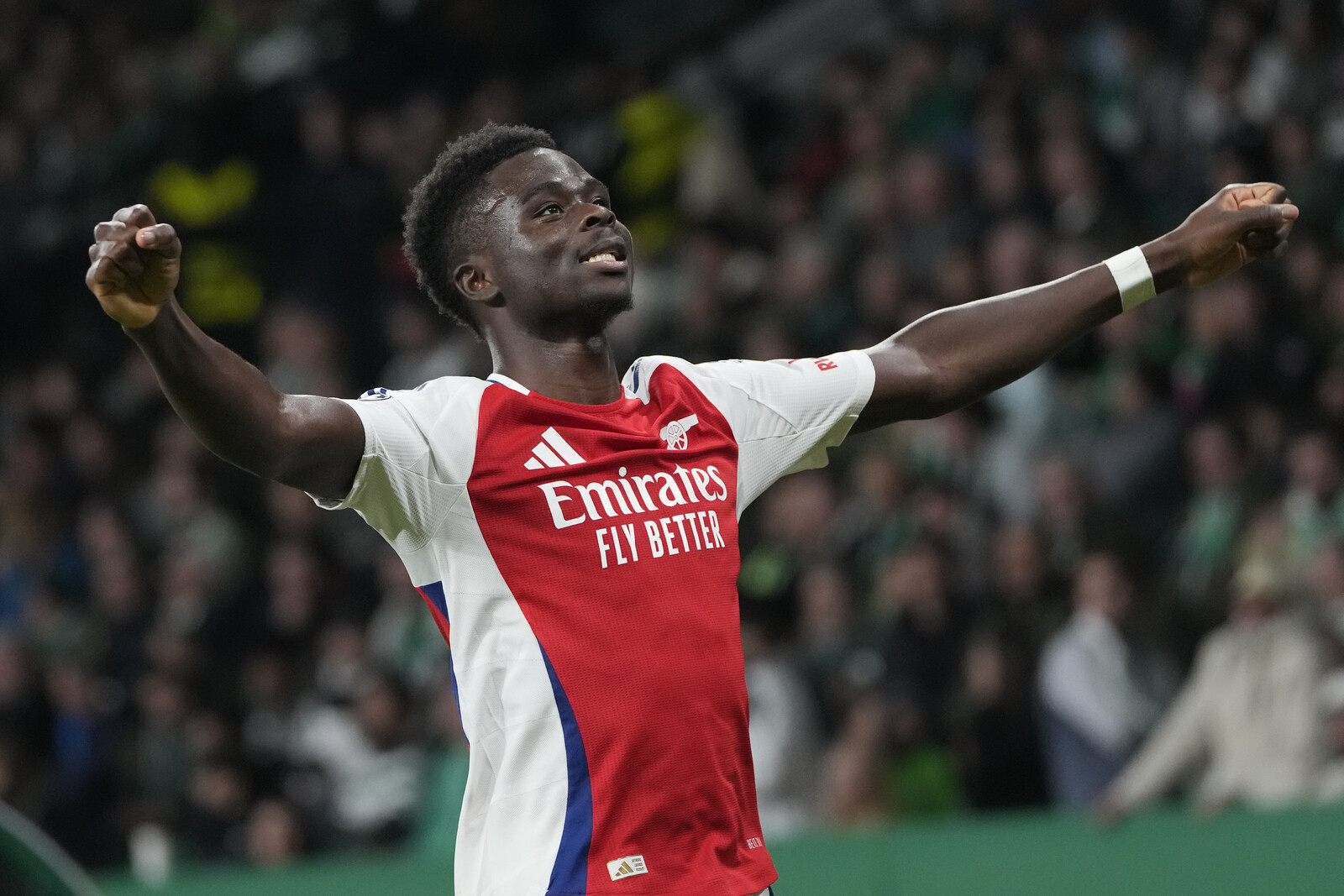 Bukayo Saka Returns to Boost Arsenal Ahead of Fulham Clash