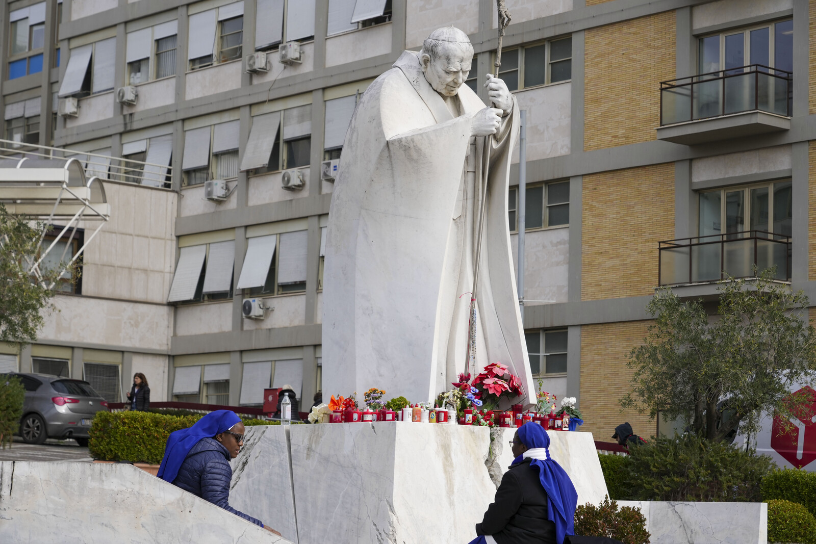 The Pope Remains in Hospital – Complex Condition