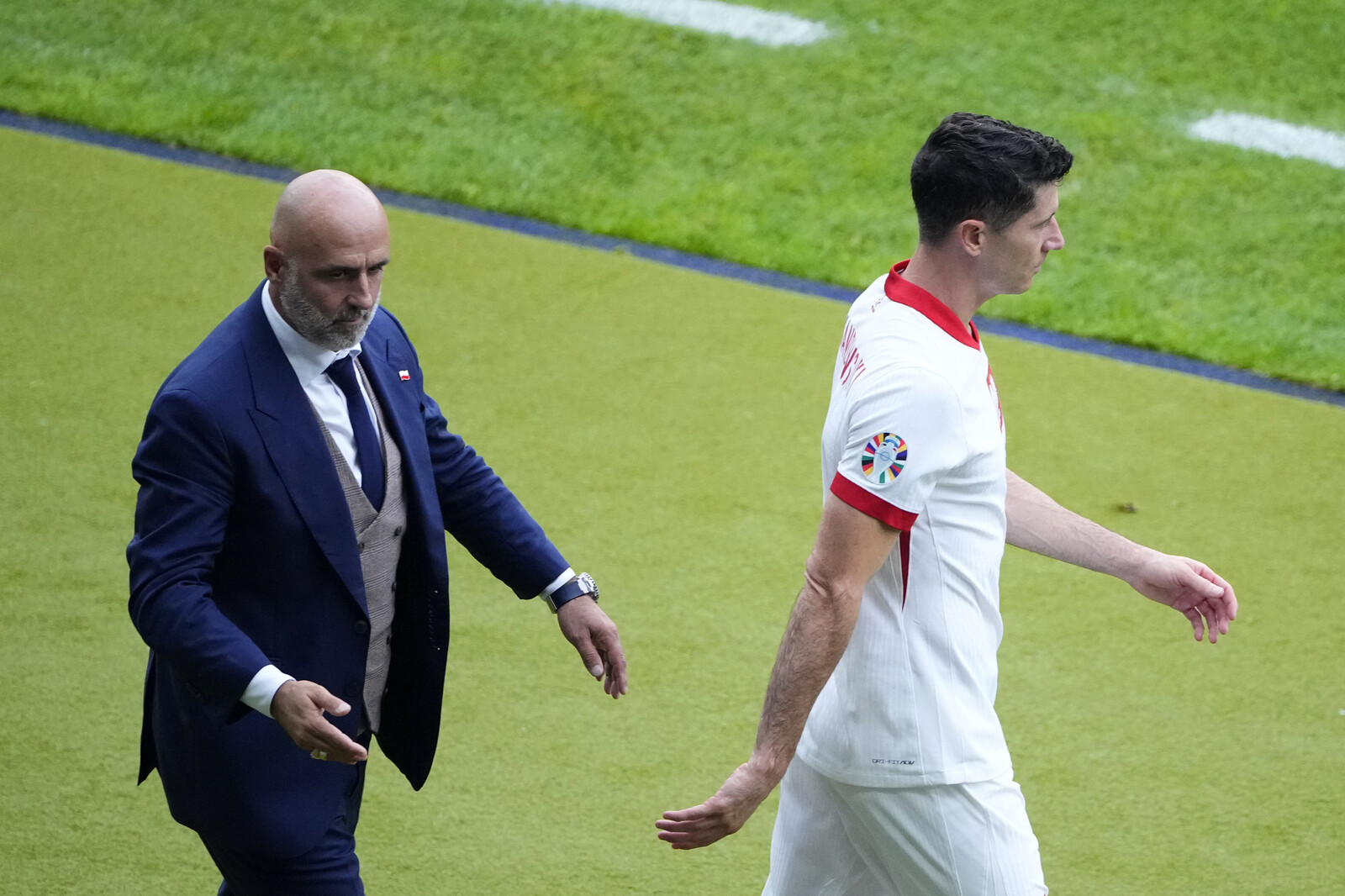Polish Coach Michal Probierz Resigns After Lewandowski Dispute