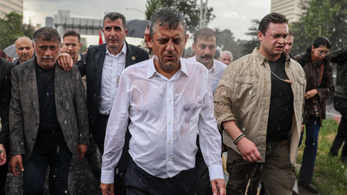 Expert: Erdogan does not want to follow the same path as Orbán