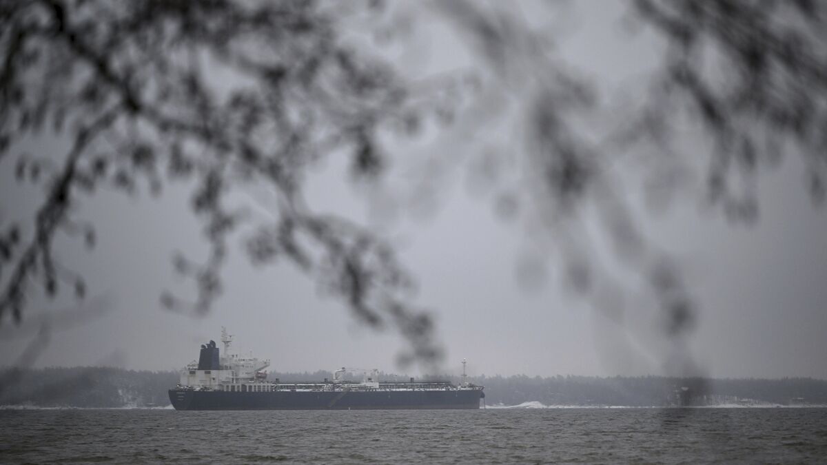 Ukraine attacks Russian oil port Primorsk near Finnish border