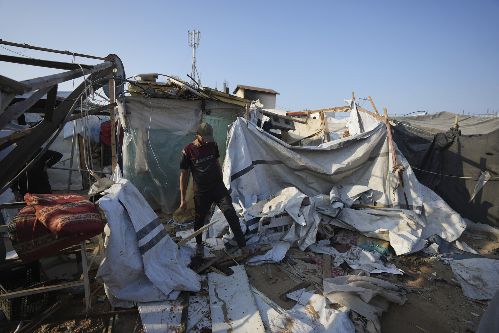 New attacks on Gaza –