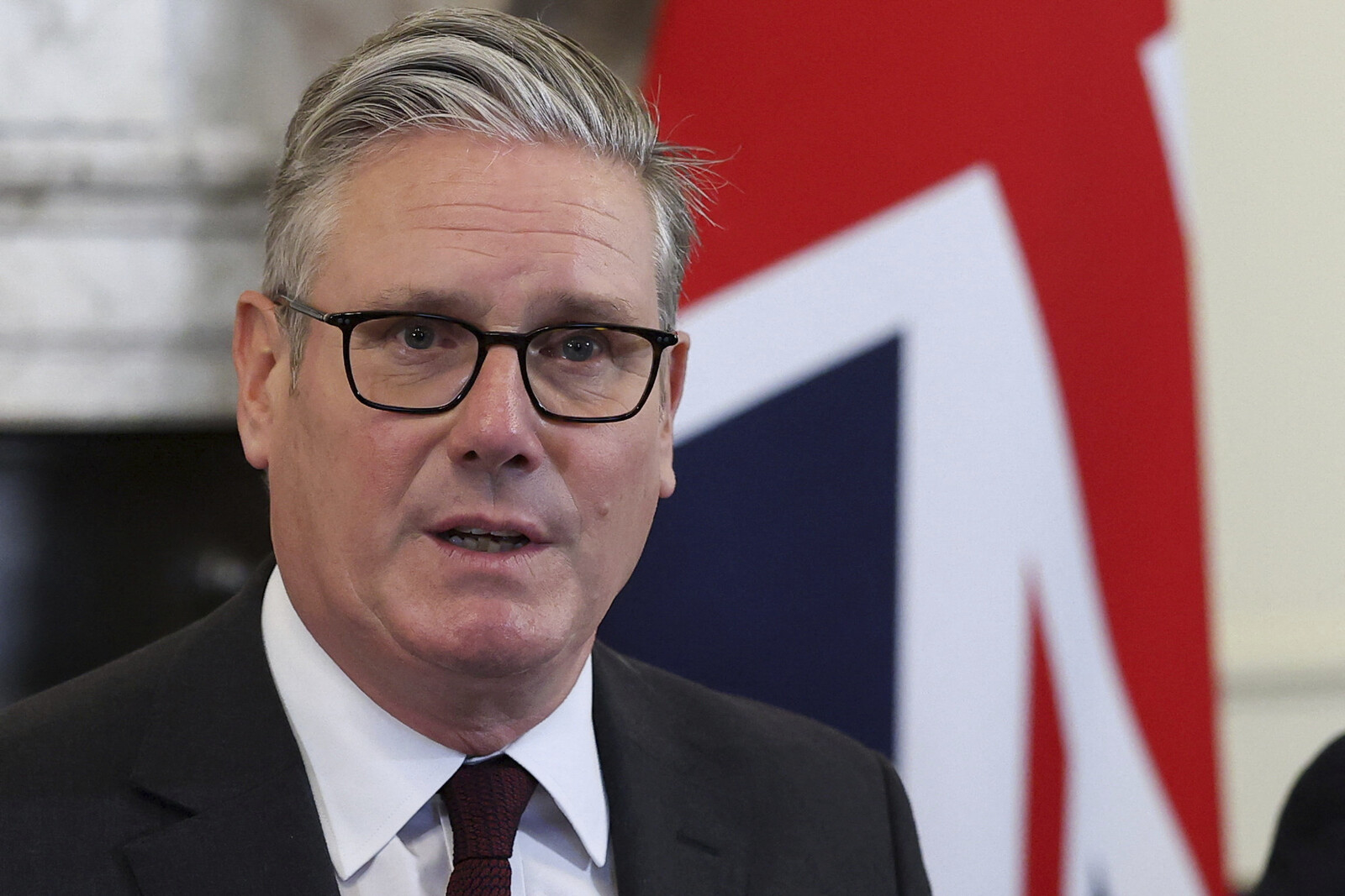 Starmer Condemns Violence and Racism After London Protest
