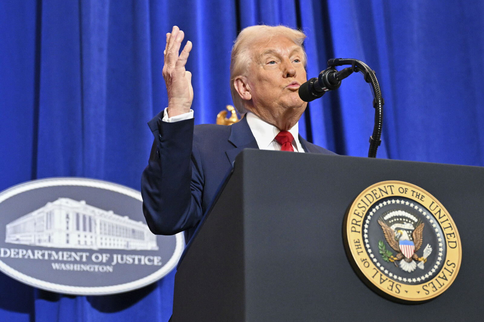 Trump's Tariffs Reflect Power Struggle Says US Expert
