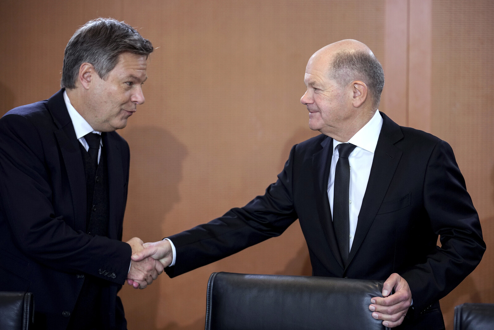 The German government cuts economic forecast
