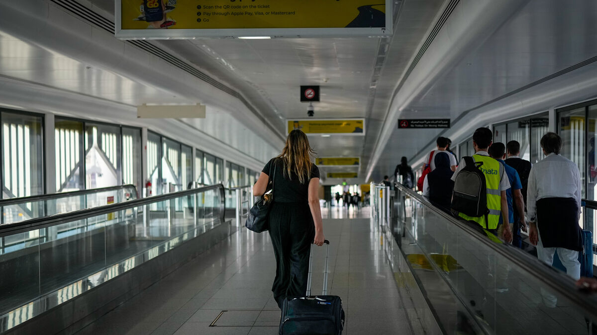Swedish Foreign Ministry chartered plane with Swedes has taken off