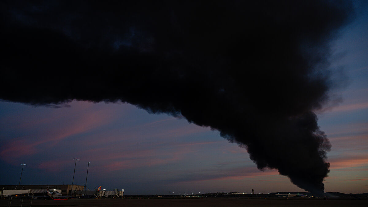 Death toll rises after plane