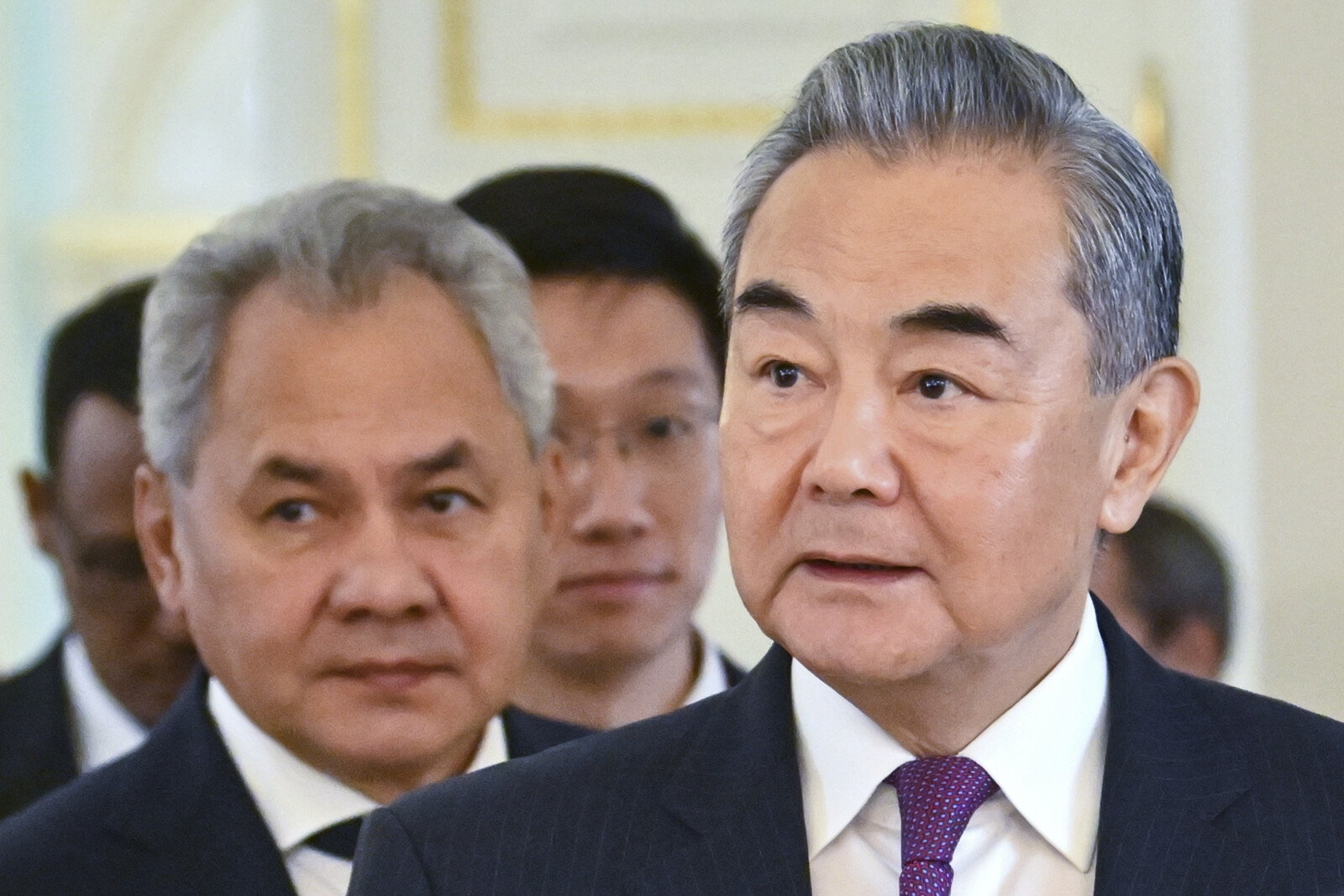 Russia praises ties with China