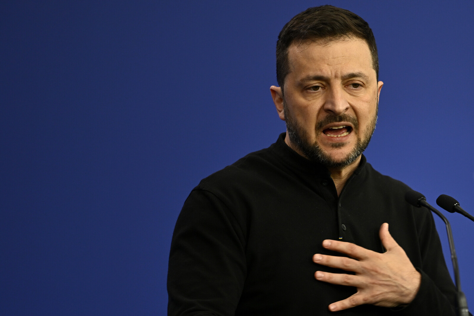 Zelensky's opening: Ceasefire without regaining