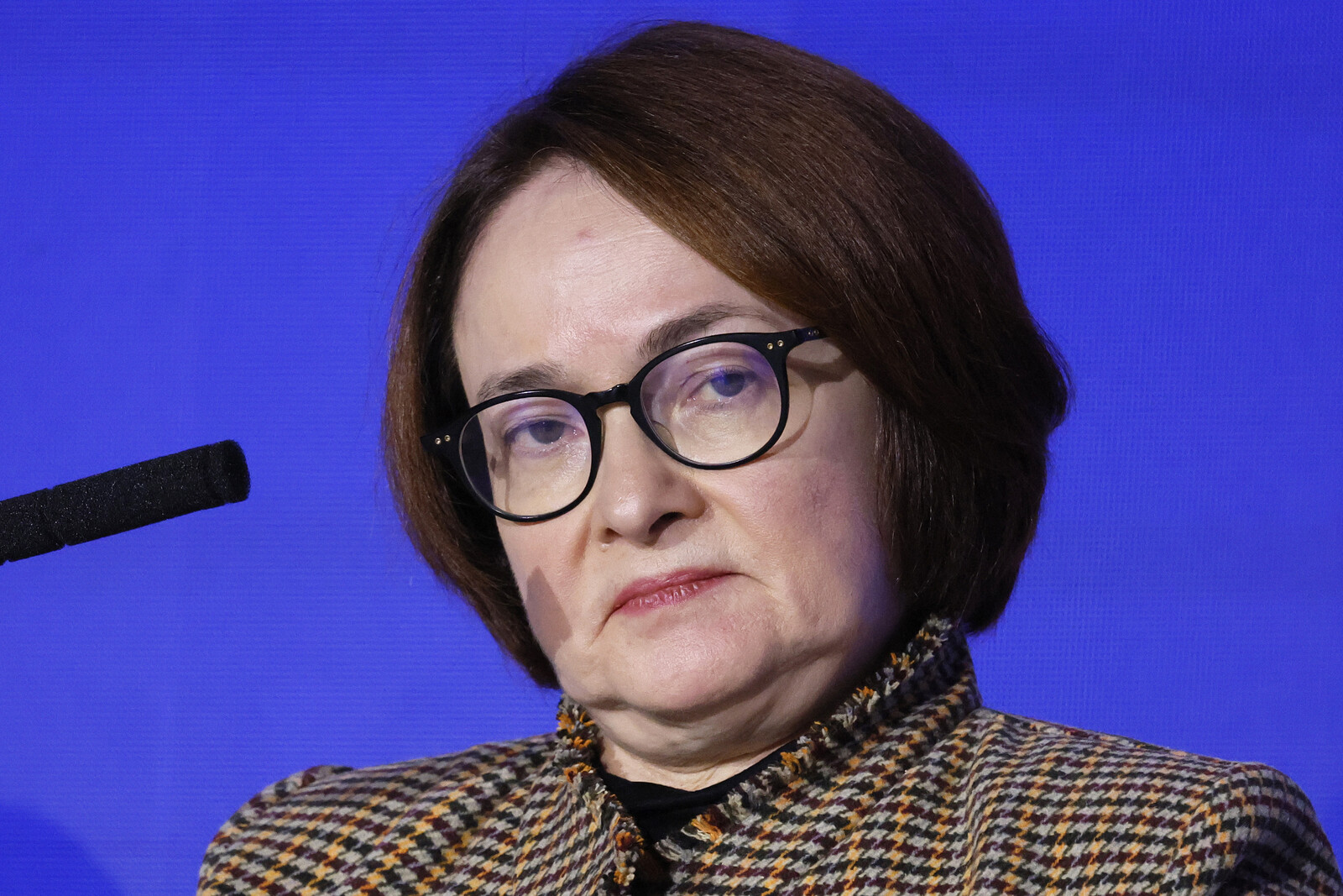 Russia Cuts Interest Rates for First Time Since 2022