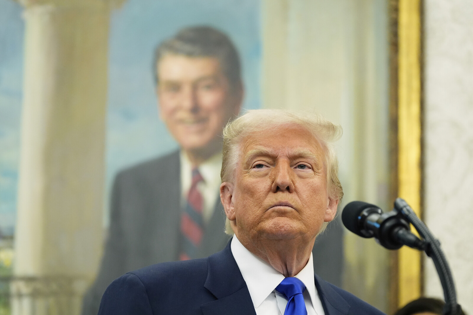 Trump to Consult Hollywood on Foreign Film Tariffs