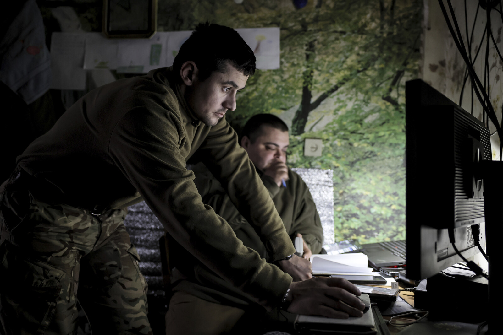 US-Ukraine Military Intel Pause: Temporary