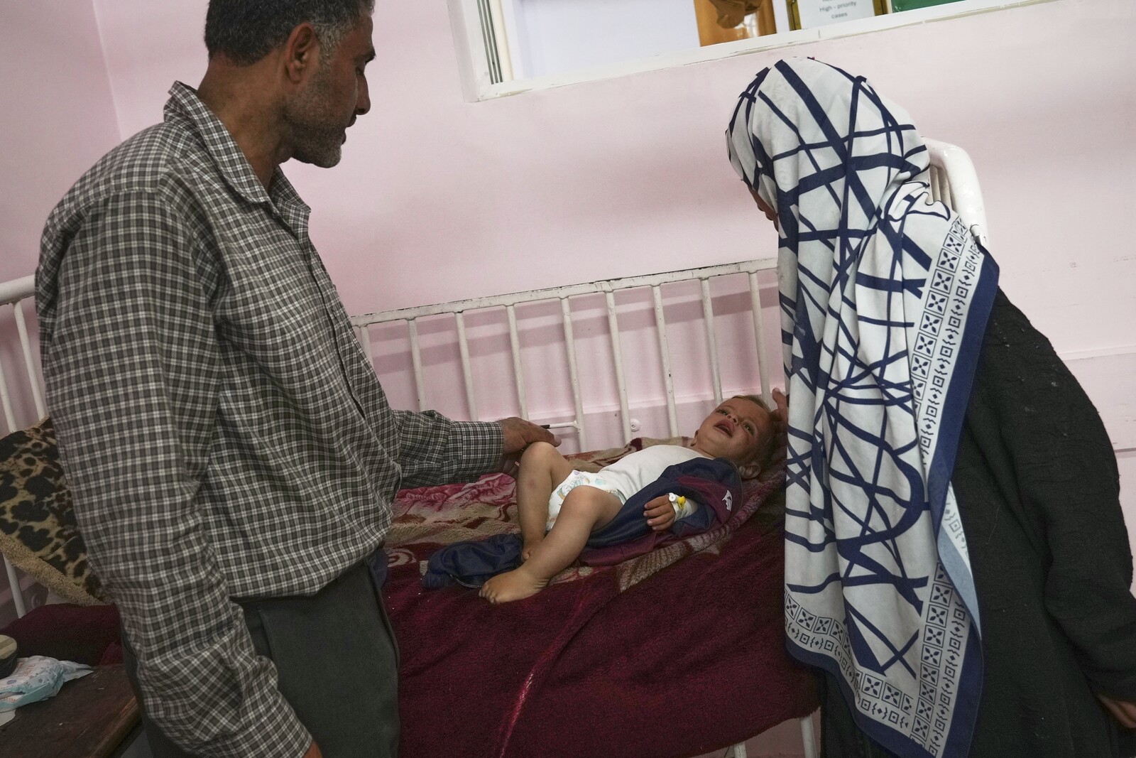 UN: 14,000 Gaza Infants Face Acute Malnutrition Crisis