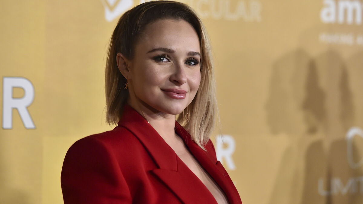 Brother: Hayden Panettiere was given Narcan after being found unconscious