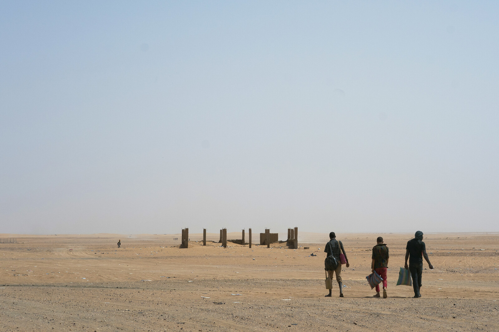 Algeria Blocks Over 16,000 Migrants