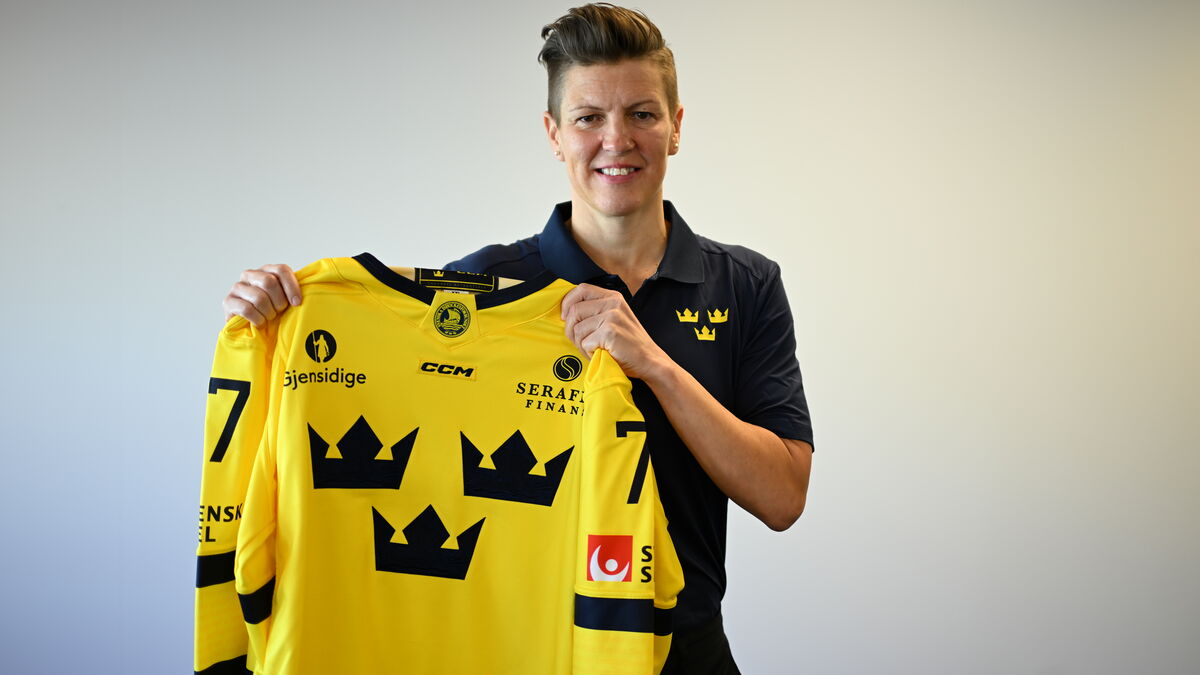 Erika Holst Named National Team