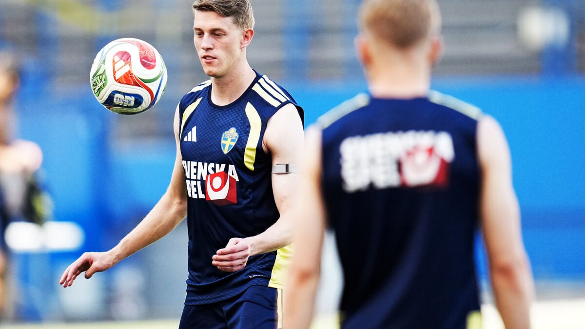 World Cup Swede Alexander Bernhardsson joins Wolfsburg until 2029
