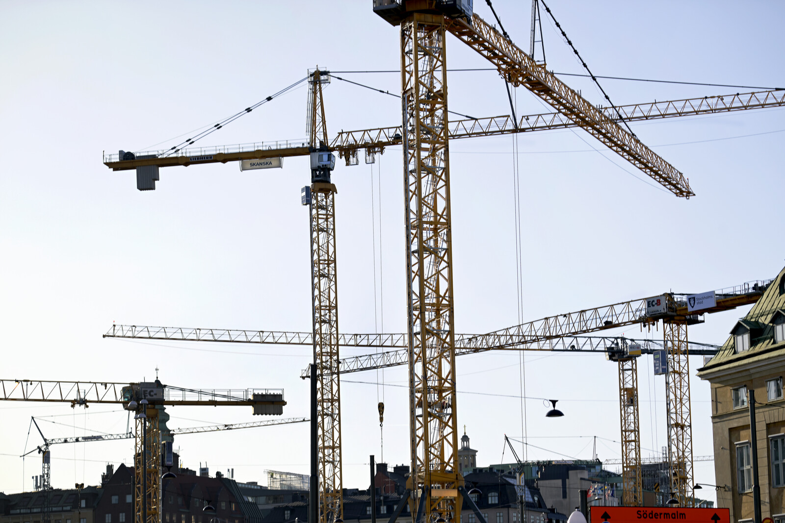 Economic Crimes Targeting Banks, Pensions, and Welfare Systems in Europe