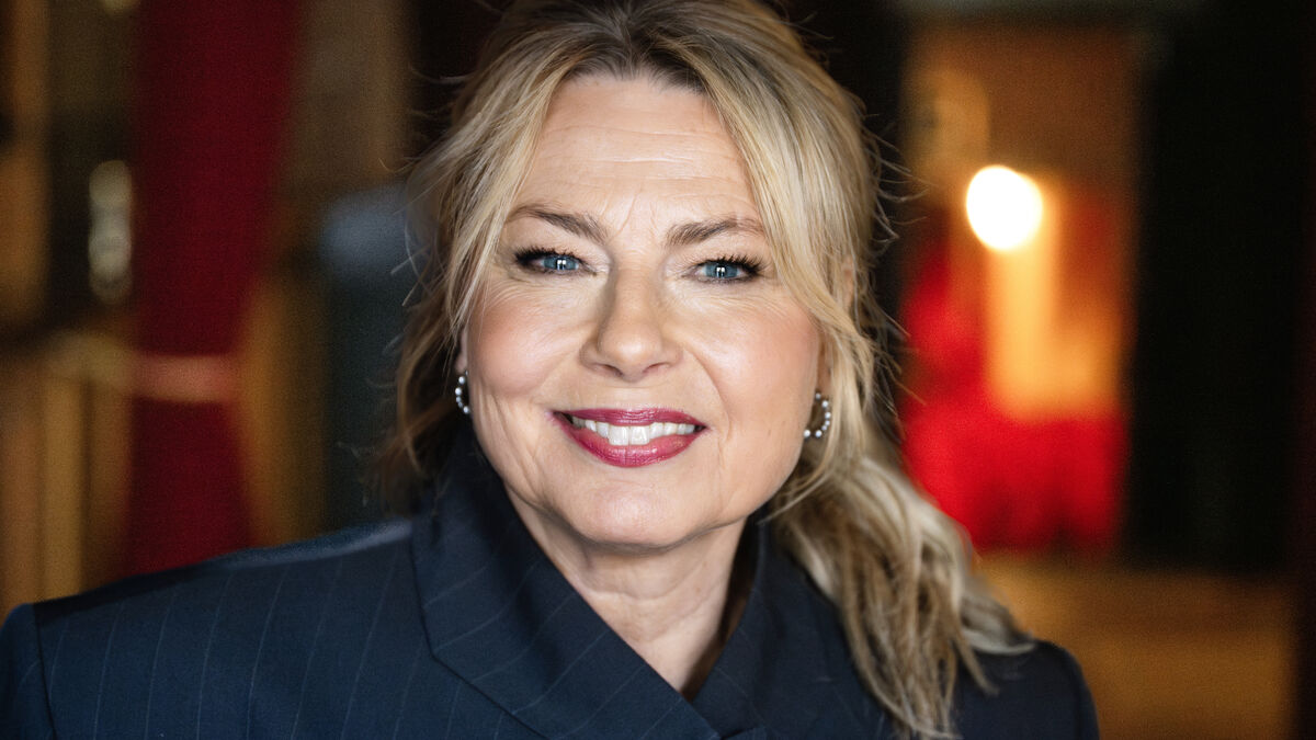 Helena Bergström Stars in New