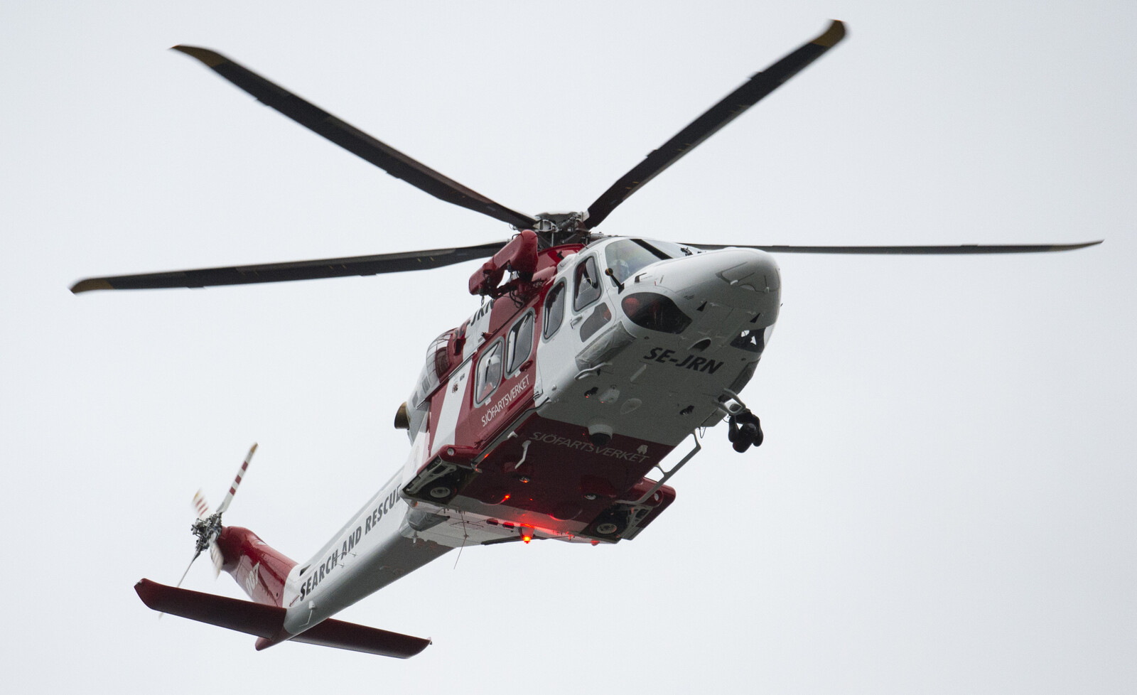 Boat Capsizes Near Sollefteå: Two Missing, Search Suspended