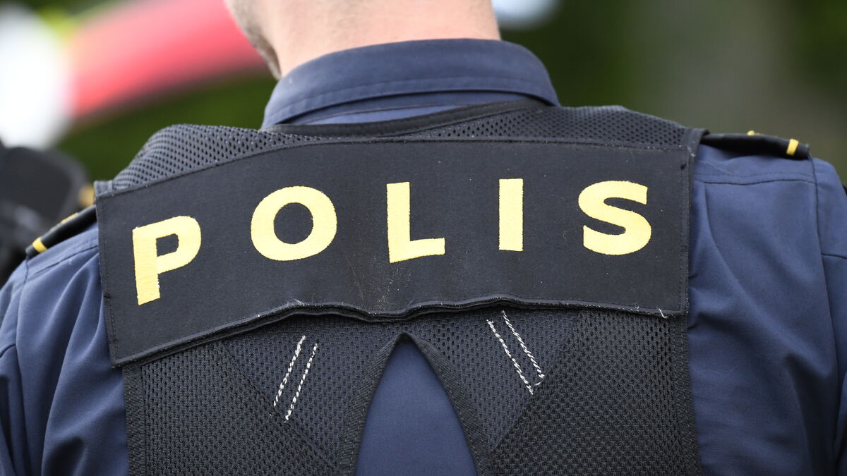 Proposal: Police should be able to recommend deportation
