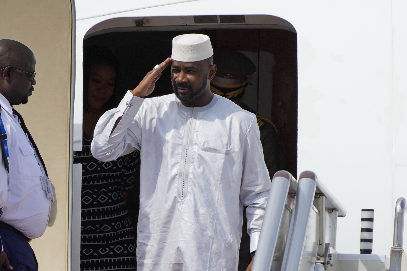 Mali Military Junta Halts Political
