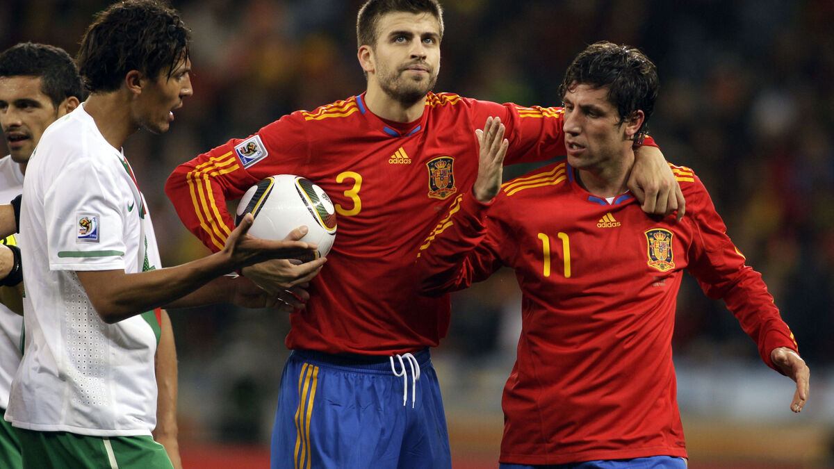 Spanish World Cup winner Joan Capdevila gets to watch final in New Jersey after entry issue