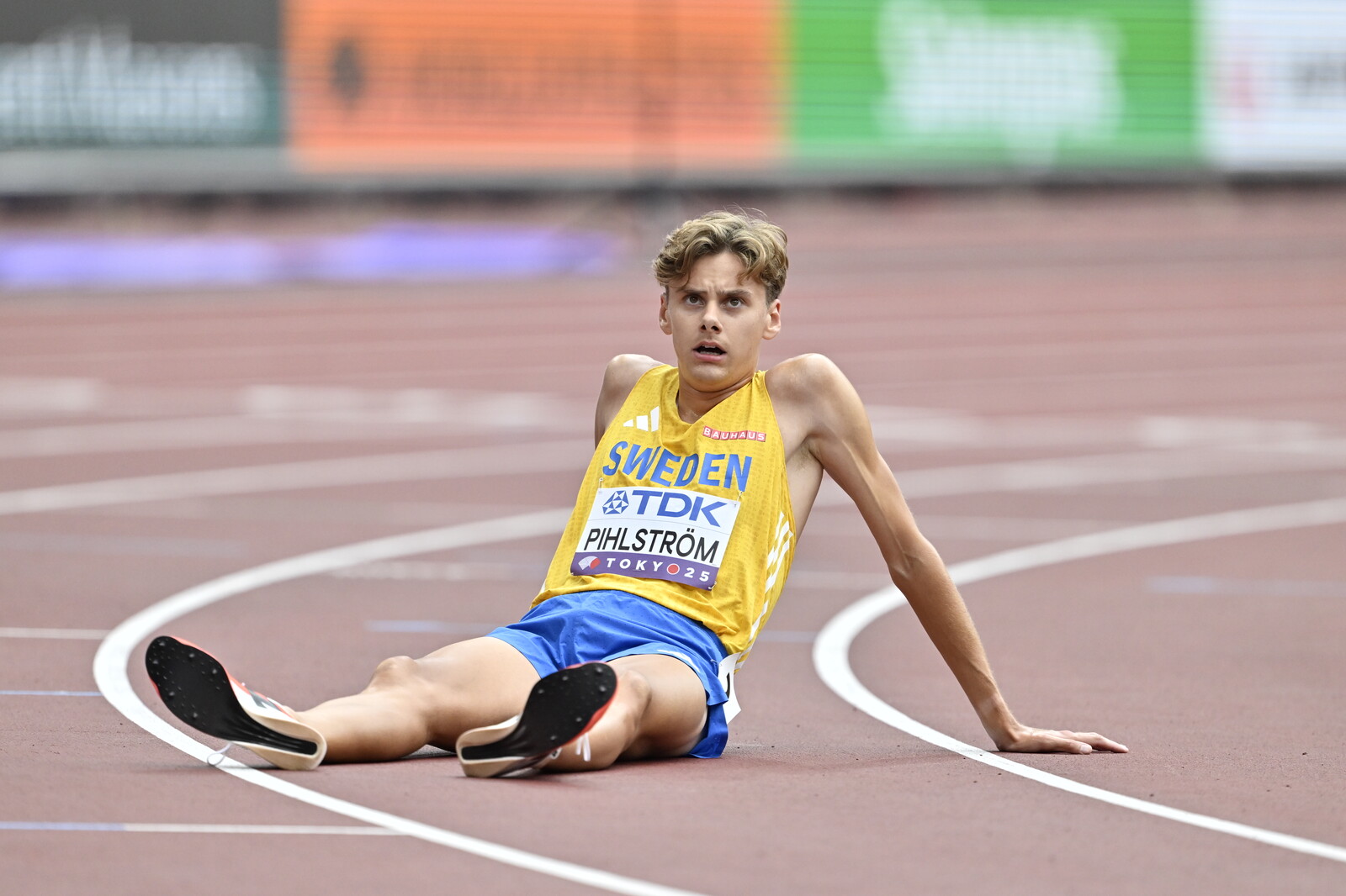 Samuel Pihlström Advances to Semifinals Amid Protest Drama at Tokyo Championship