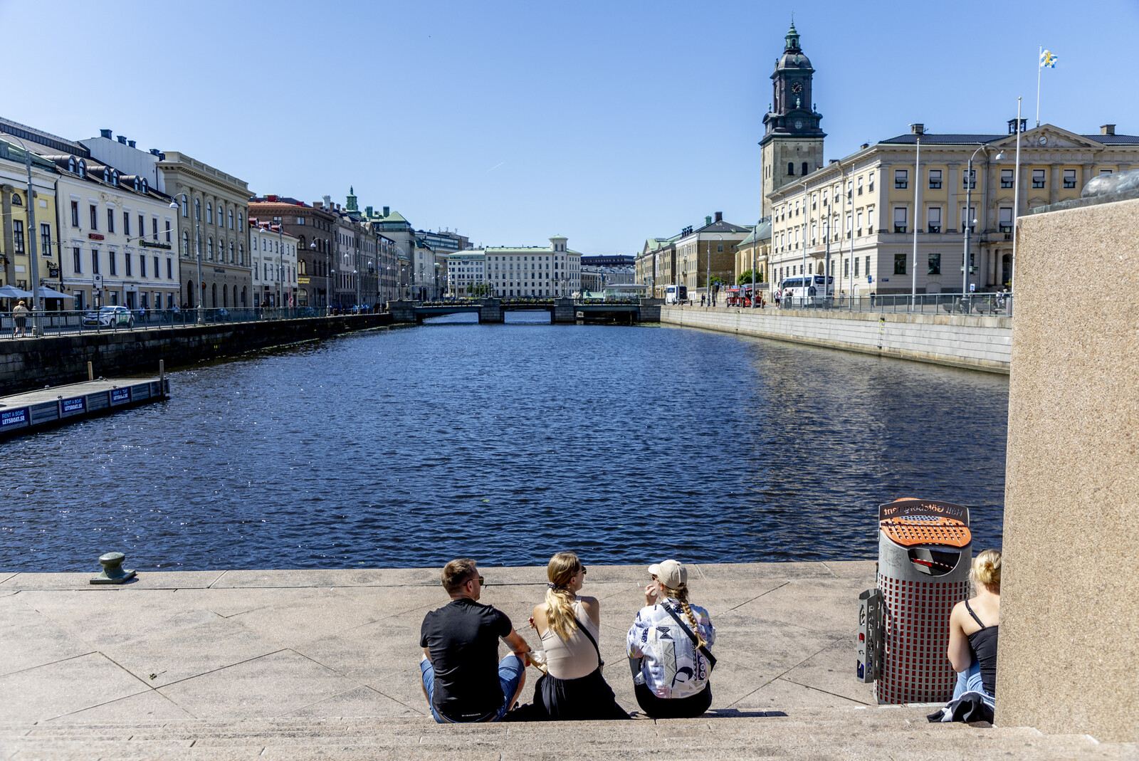 Spring Warmth to Sweep Sweden