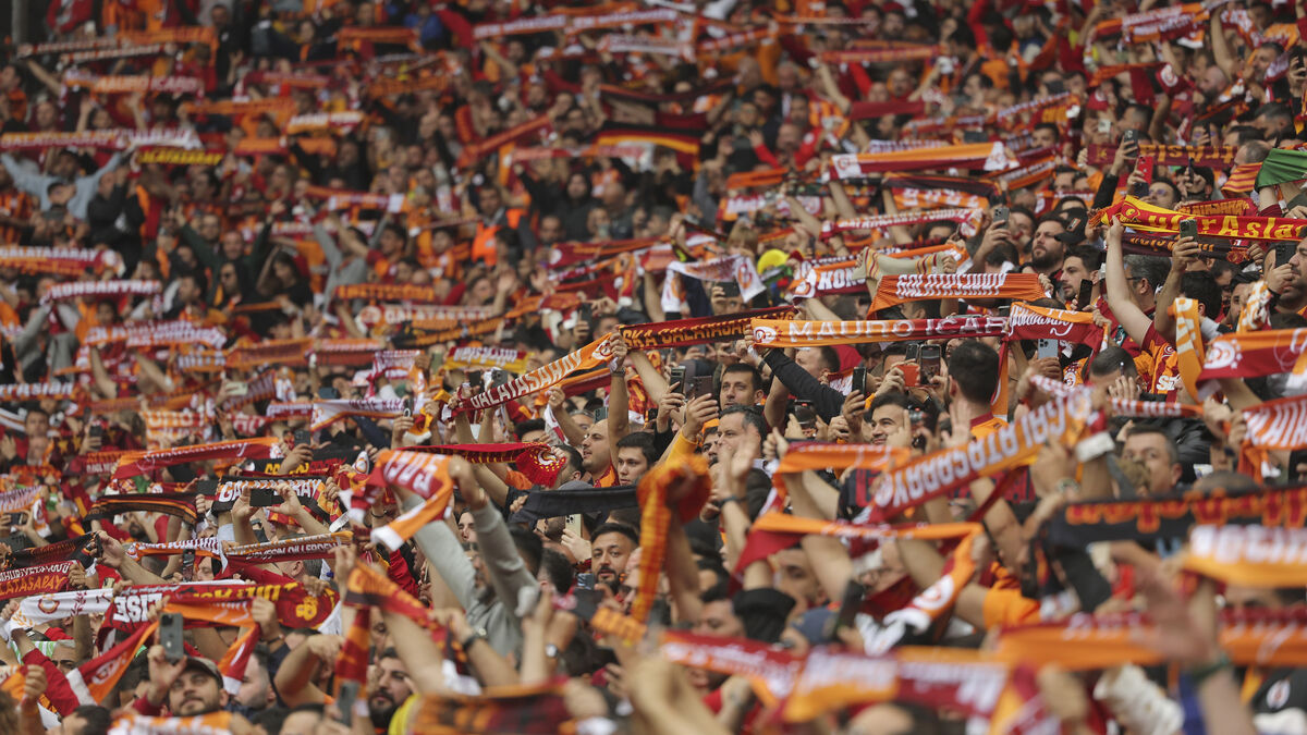 Several players arrested after Turkish football gambling scandal