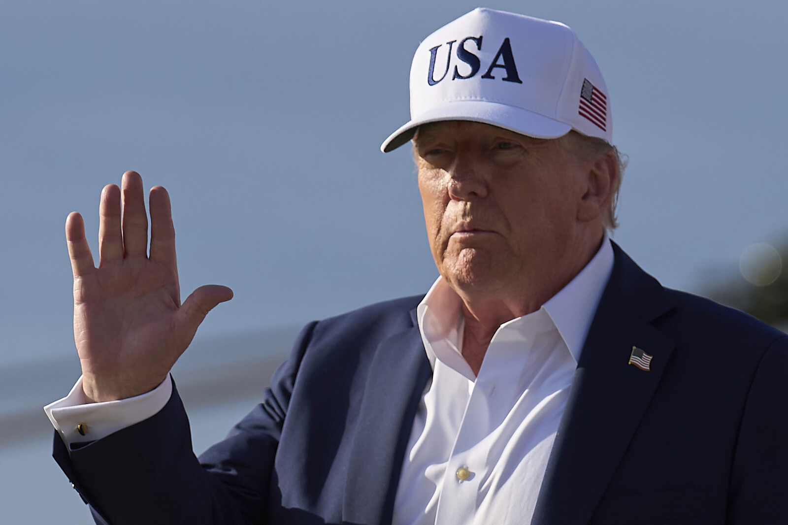 Trump Considers Raising General Tariffs on Foreign Goods to 20 Percent