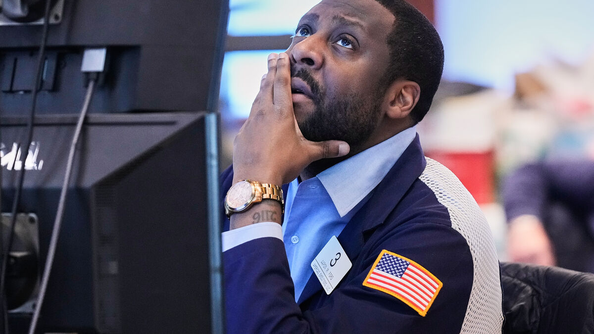 Down on Wall Street - Continued War Concerns