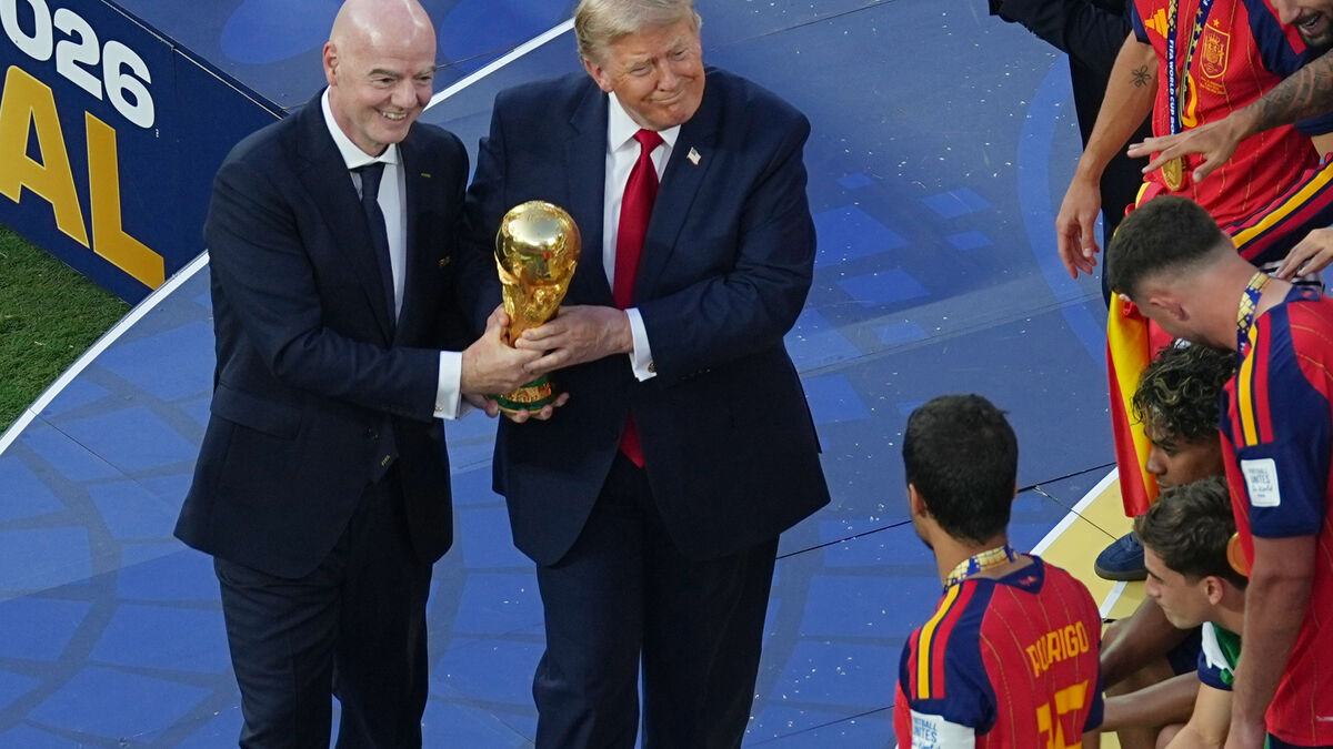 Trump says US should bid again for World Cup as soon as possible