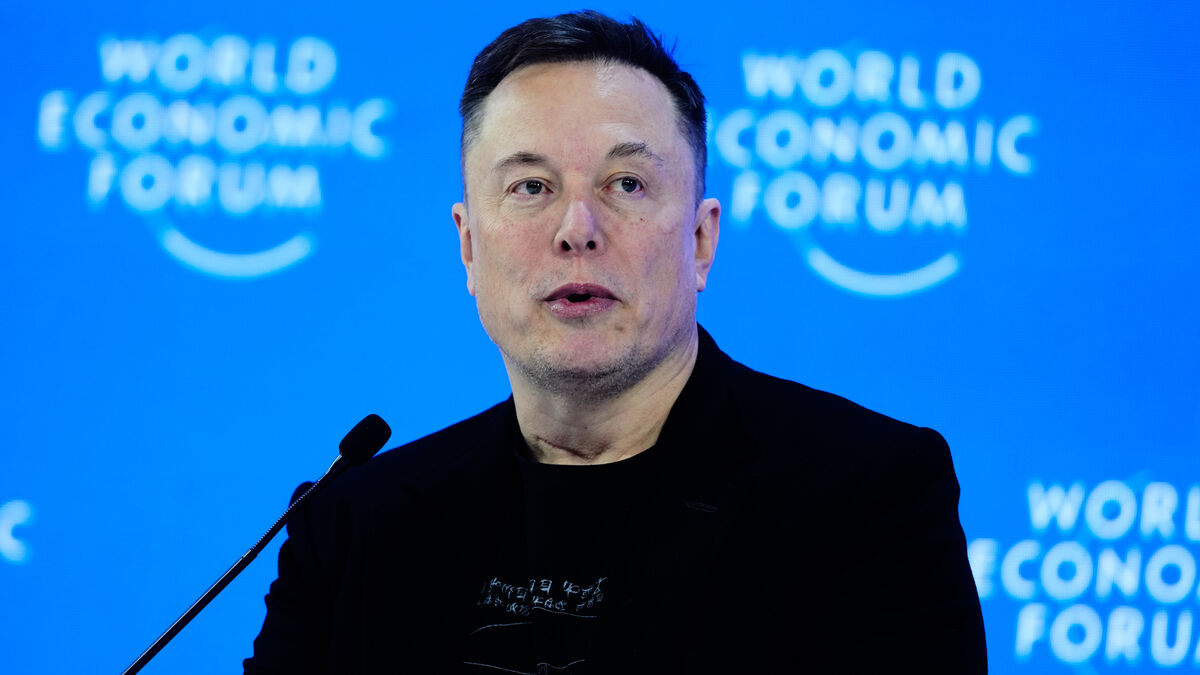 Musk's fortune grows, by far the richest