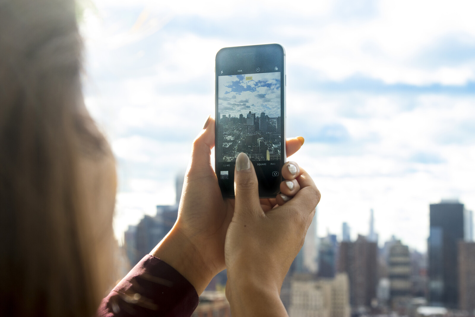 How Facebook's New Feature Accesses Your Camera Roll