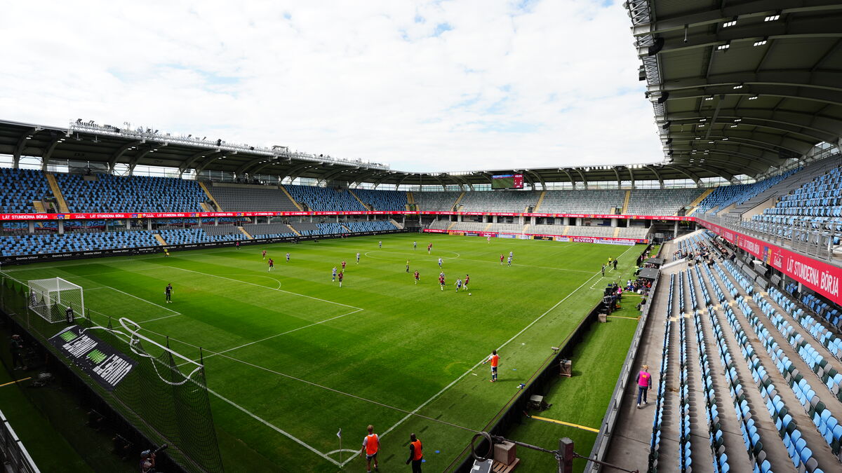 Blåvitt criticizes late police arrival